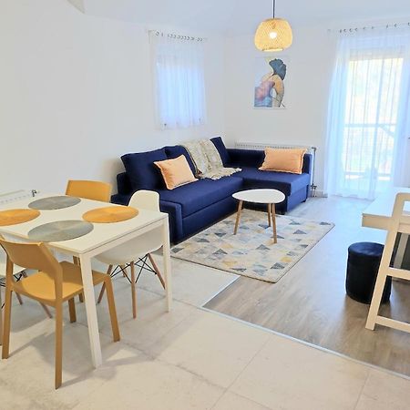 Arnyas Apartmanhaz Balatonlelle Exterior photo
