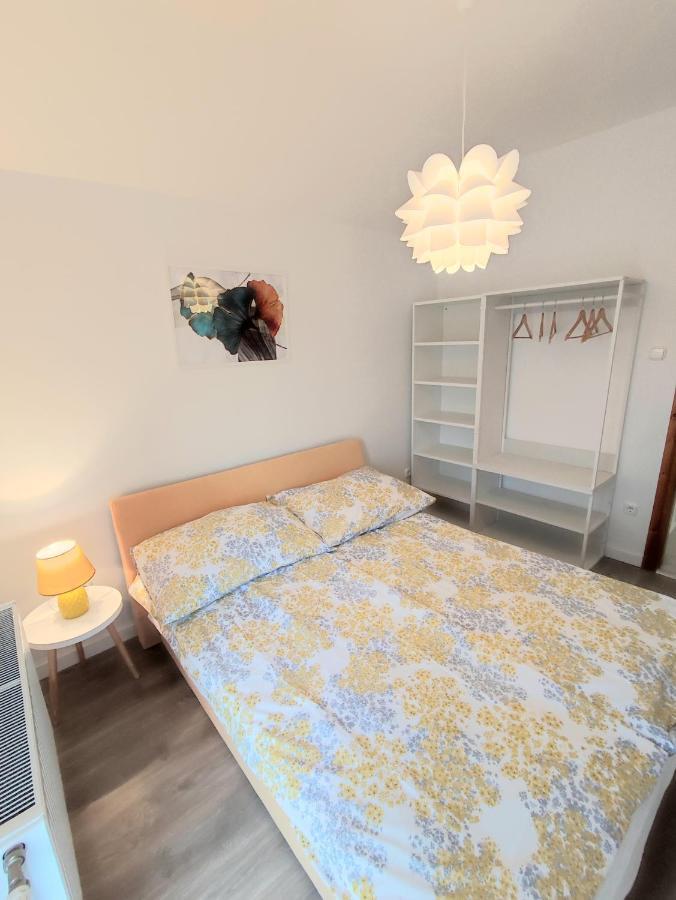 Arnyas Apartmanhaz Balatonlelle Exterior photo