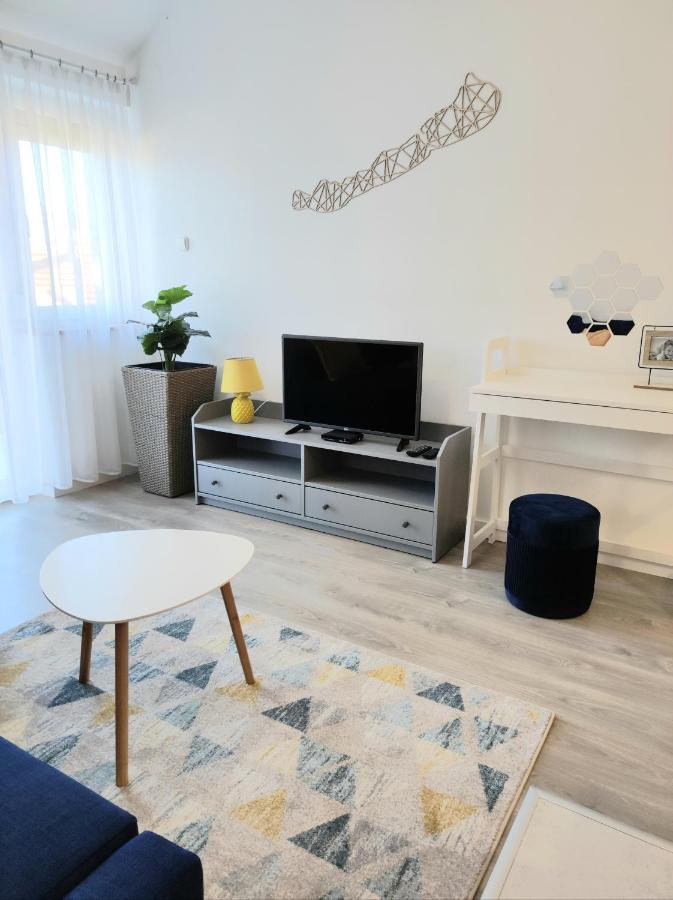 Arnyas Apartmanhaz Balatonlelle Exterior photo