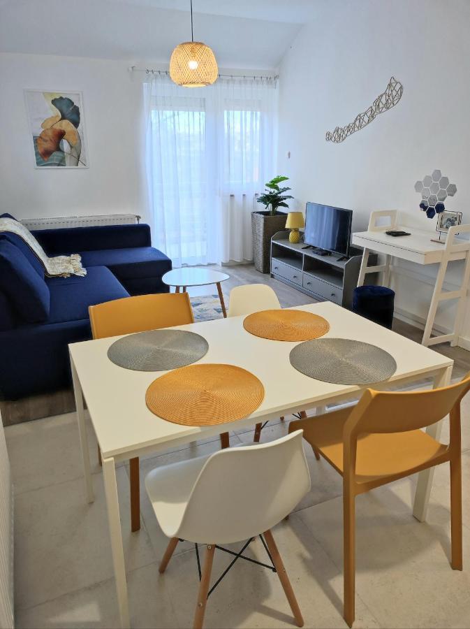 Arnyas Apartmanhaz Balatonlelle Exterior photo