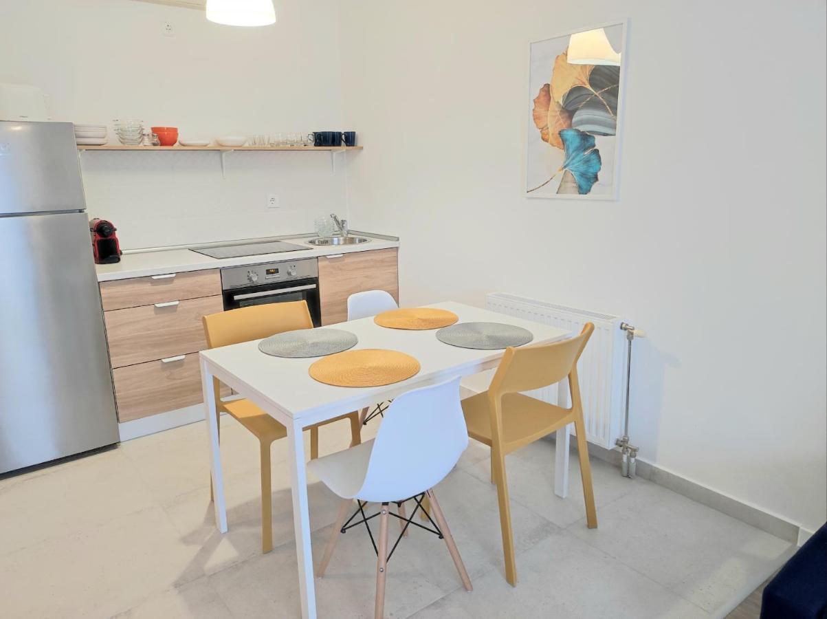 Arnyas Apartmanhaz Balatonlelle Exterior photo